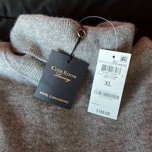 Grey Club Room 100 % cashmere turtle neck XL